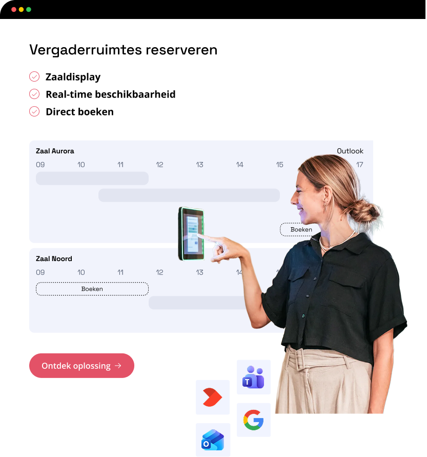 Vrouw selecteert vergaderruimte op een tablet voor real-time reservering.